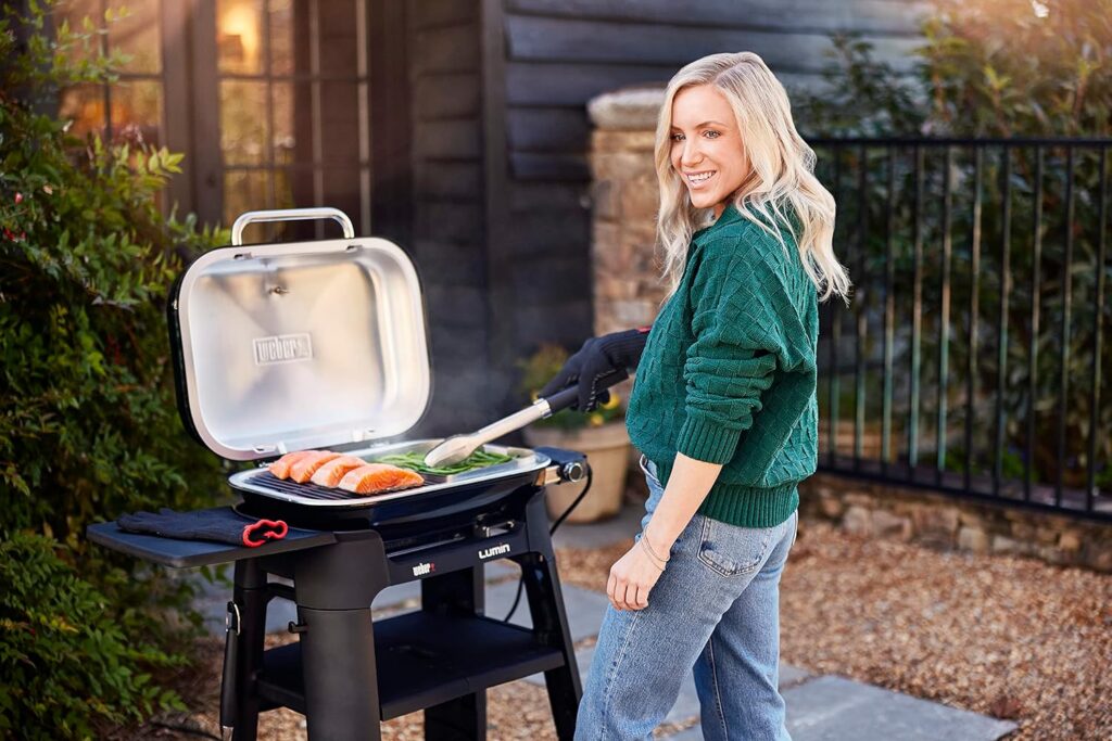 Weber Lumin Compact Outdoor Electric Barbecue Grill, Black - Great Small Spaces such as Patios, Balconies, and Decks, Portable and Convenient